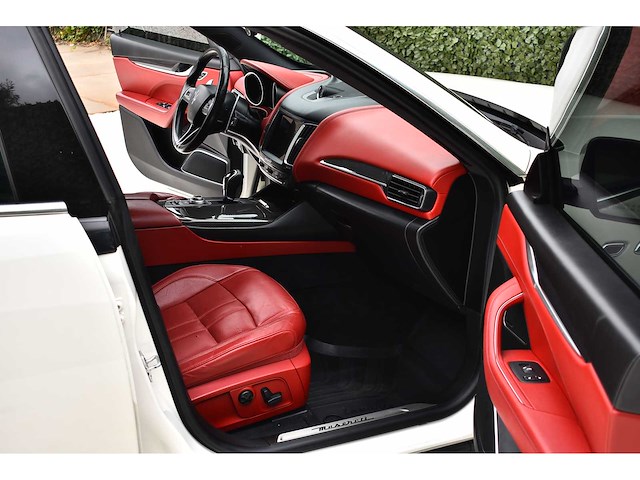 Maserati - 2017 - levante s - 3,0 liter (2.979 cc) twin-turbo v6 - btw auto - afbeelding 48 van  79