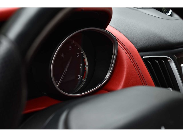 Maserati - 2017 - levante s - 3,0 liter (2.979 cc) twin-turbo v6 - btw auto - afbeelding 53 van  79