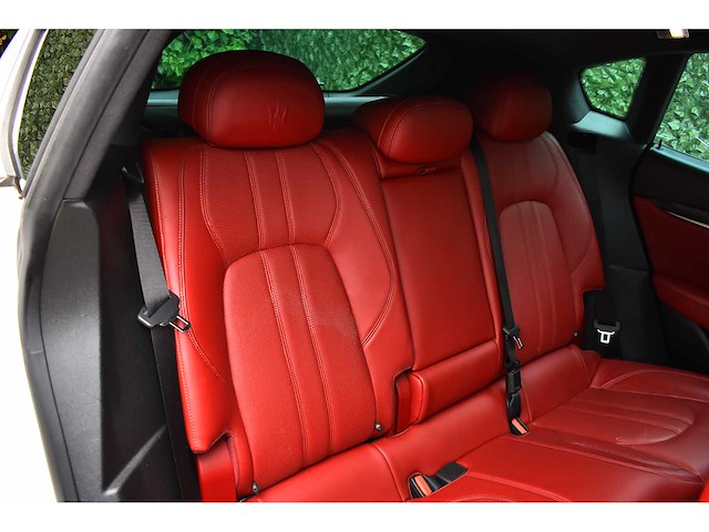 Maserati - 2017 - levante s - 3,0 liter (2.979 cc) twin-turbo v6 - btw auto - afbeelding 61 van  79