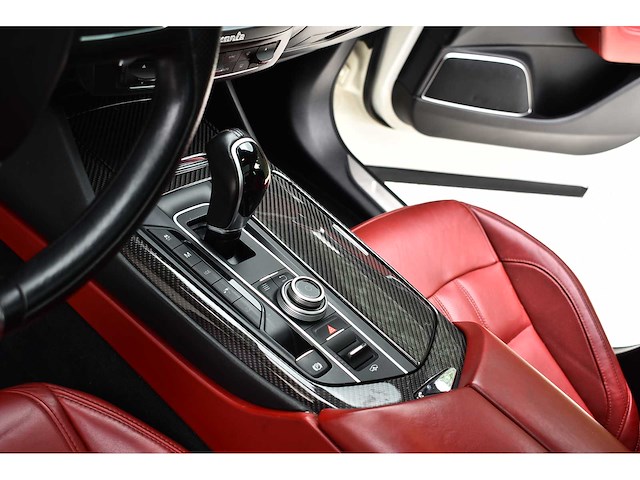 Maserati - 2017 - levante s - 3,0 liter (2.979 cc) twin-turbo v6 - btw auto - afbeelding 68 van  79