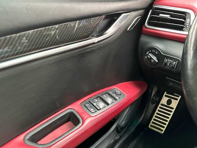 Maserati ghibli - 3.0 v6 d ; g-091-bd - afbeelding 13 van  13