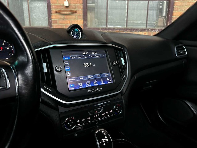 Maserati ghibli 3.0 v6 350pk 2014 - afbeelding 19 van  30