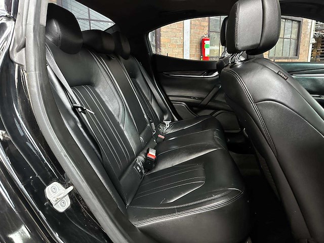 Maserati ghibli 3.0 v6 350pk 2014 - afbeelding 33 van  42