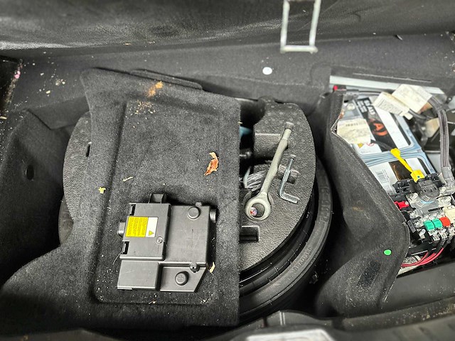 Maserati ghibli 3.0 v6 d 275pk 2015 (origineel-nl), hf-346-h - afbeelding 44 van  65