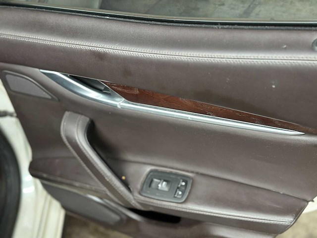 Maserati ghibli 3.0 v6 d 275pk 2015 (origineel-nl), hf-346-h - afbeelding 47 van  65