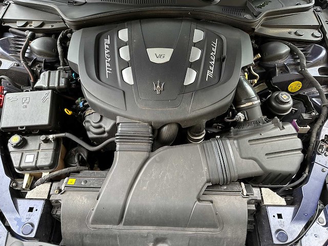Maserati ghibli 3.0 v6 d 275pk 2016, g-074-bn - afbeelding 26 van  32