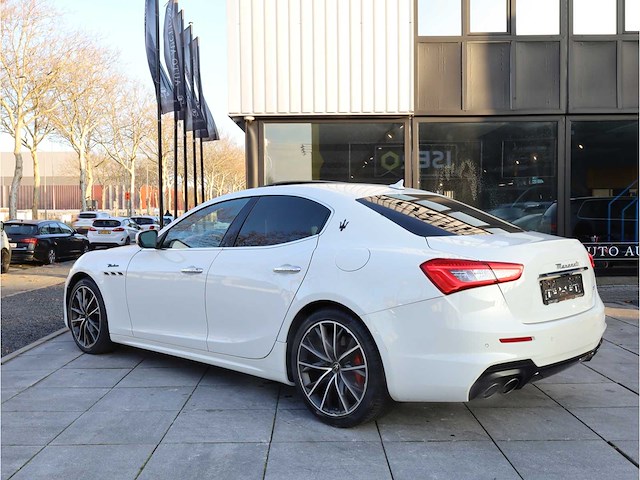 Maserati ghibli modena 3.0 v6 430pk automaat 2022 - afbeelding 23 van  30