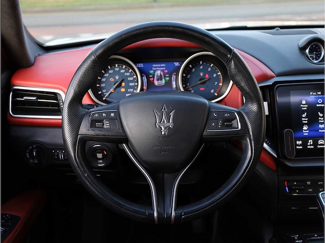 Maserati ghibli modena 3.0 v6 430pk automaat 2022 - afbeelding 17 van  30