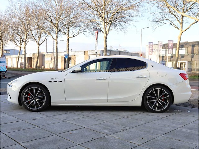Maserati ghibli modena 3.0 v6 430pk automaat 2022 - afbeelding 2 van  30