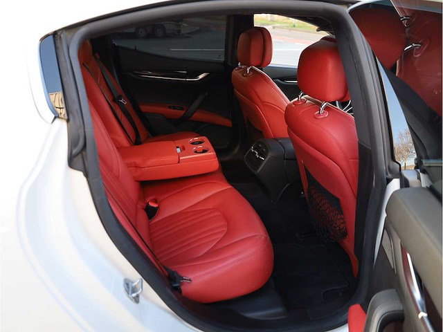 Maserati ghibli modena 3.0 v6 430pk automaat 2022 - afbeelding 24 van  30