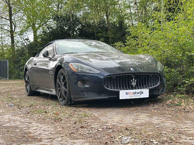 Maserati grancabrio 4.7 v8 mc line 440pk 2012 - afbeelding 1 van  25