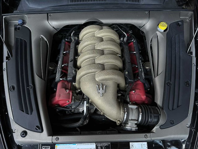 Maserati gransport coupe 4.2 v8 400pk 2006 -youngtimer- - afbeelding 35 van  38