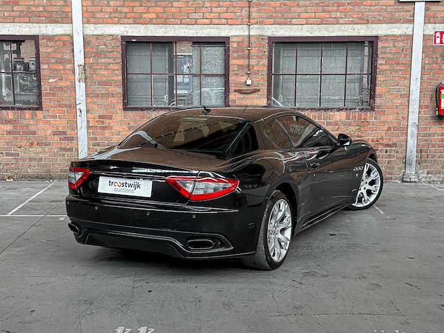 Maserati granturismo 4.7 v8 460pk 2016 - afbeelding 16 van  47