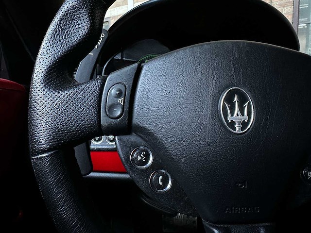 Maserati granturismo 4.7 v8 460pk 2016 - afbeelding 30 van  47