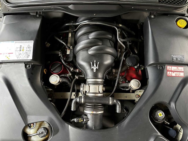 Maserati granturismo s 4.7 v8 440pk mc shift 440pk 2009 - afbeelding 38 van  44