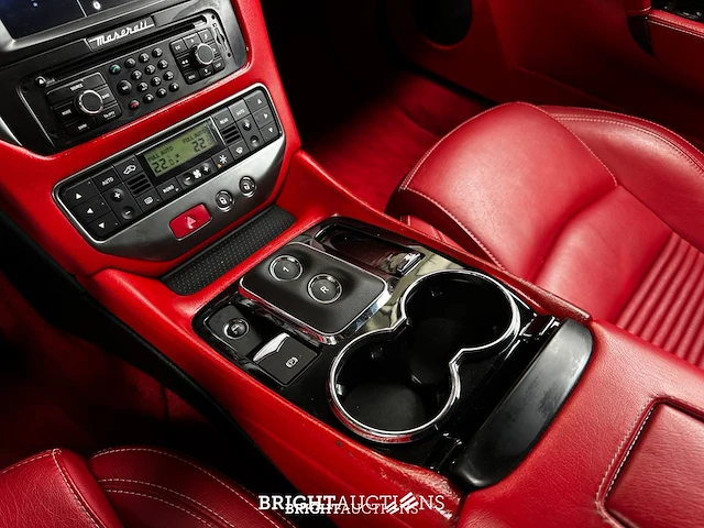 Maserati granturismo s 4.7 v8 440pk mc shift 440pk 2009 - afbeelding 19 van  44
