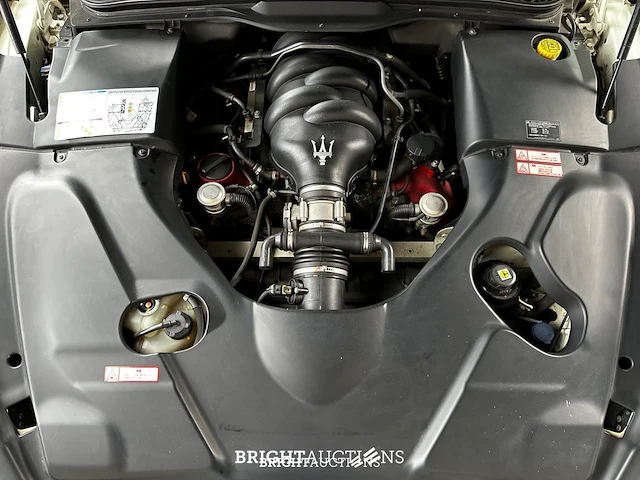 Maserati granturismo s 4.7 v8 440pk mc shift 440pk 2009 - afbeelding 37 van  44