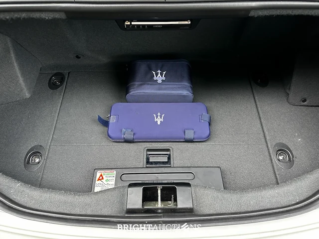 Maserati granturismo s 4.7 v8 440pk mc shift 440pk 2009 - afbeelding 28 van  44