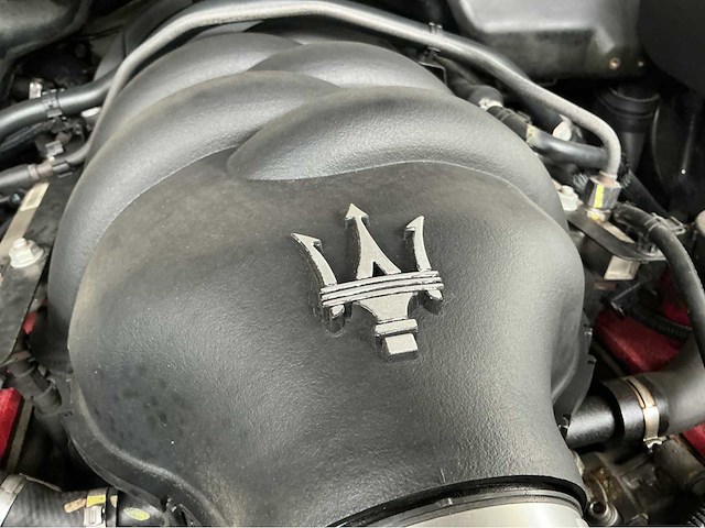 Maserati granturismo s mc-shift | 4.7 v8 | 2008 | youngtimer | 440 pk | mc-shift | 55.000 km | btw auto - afbeelding 8 van  33