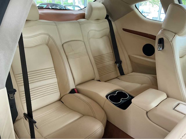 Maserati granturismo s mc-shift | 4.7 v8 | 2008 | youngtimer | 440 pk | mc-shift | 55.000 km | btw auto - afbeelding 17 van  33