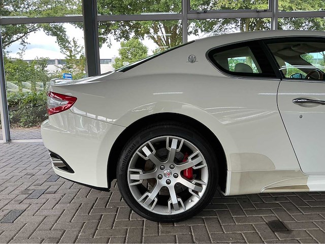 Maserati granturismo s mc-shift | 4.7 v8 | 2008 | youngtimer | 440 pk | mc-shift | 55.000 km | btw auto - afbeelding 2 van  36
