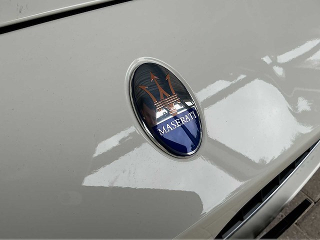 Maserati granturismo s mc-shift | 4.7 v8 | 2008 | youngtimer | 440 pk | mc-shift | 55.000 km | btw auto - afbeelding 5 van  36