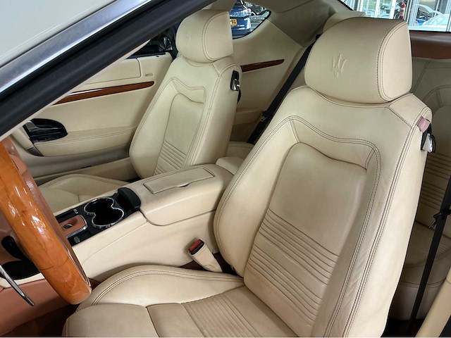 Maserati granturismo s mc-shift | 4.7 v8 | 2008 | youngtimer | 440 pk | mc-shift | 55.000 km | btw auto - afbeelding 15 van  36