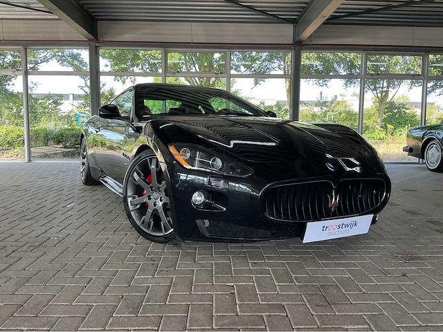 Maserati granturismo s mc-shift | 4.7 v8 | 2009 | youngtimer | 440 pk | 54.000 km | btw auto - afbeelding 22 van  34