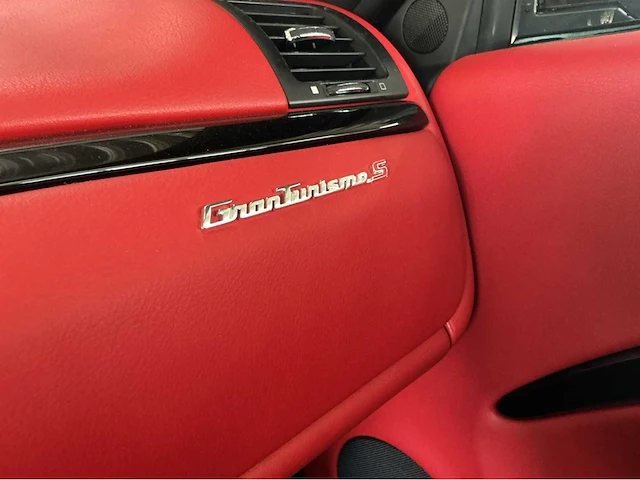 Maserati granturismo s mc-shift | 4.7 v8 | 2009 | youngtimer | 440 pk | 54.000 km | btw auto - afbeelding 22 van  36