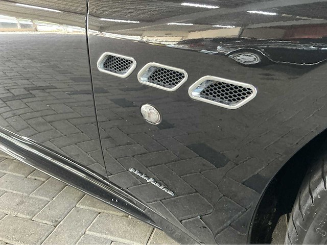 Maserati granturismo s mc-shift | 4.7 v8 | 2009 | youngtimer | 440 pk | 54.000 km | btw auto - afbeelding 3 van  17