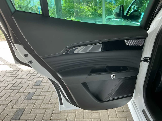 Maserati grecale gt – 300 pk italiaanse power, luxe & elegantie 2023 btw auto - afbeelding 19 van  34