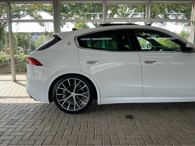 Maserati grecale gt – 300 pk italiaanse power, luxe & elegantie 2023 btw auto - afbeelding 30 van  34