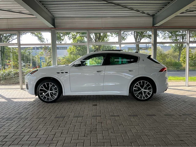 Maserati grecale gt – 300 pk italiaanse power, luxe & elegantie 2023 btw auto - afbeelding 32 van  34