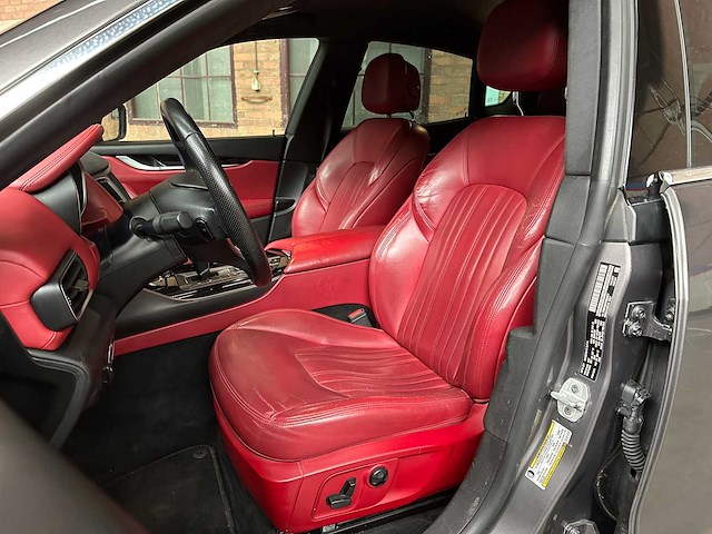 Maserati levant 3.0 v6 349pk 2017 - afbeelding 35 van  45