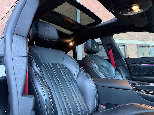Maserati levante 3.0 v6 awd granlusso 349pk 2019, t-075-pr - afbeelding 39 van  44