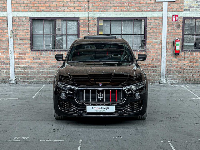 Maserati levante 3.0 v6 awd granlusso 349pk 2019, t-075-pr - afbeelding 40 van  44