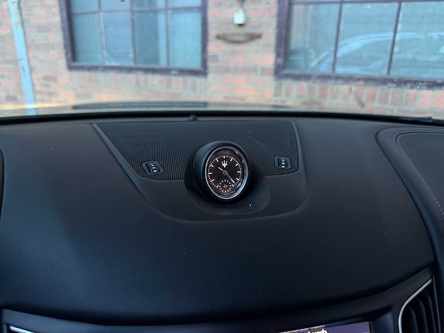 Maserati levante 3.0 v6 awd granlusso 349pk 2019, t-075-pr - afbeelding 38 van  45