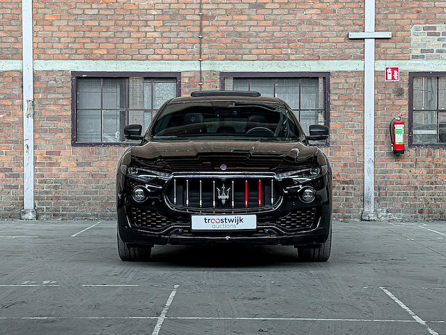 Maserati levante 3.0 v6 awd granlusso 349pk 2019, t-075-pr - afbeelding 31 van  45