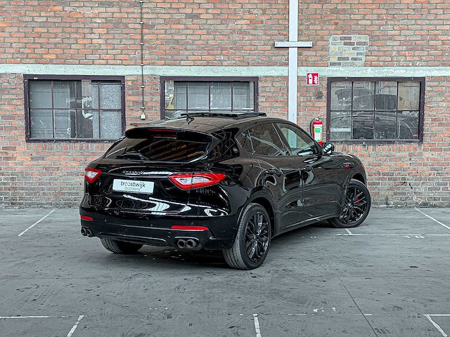 Maserati levante 3.0 v6 awd granlusso 349pk 2019, t-075-pr - afbeelding 2 van  19