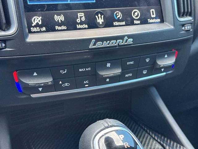 Maserati levante 3.0 v6 d awd granlusso | k-720-vj - afbeelding 13 van  44