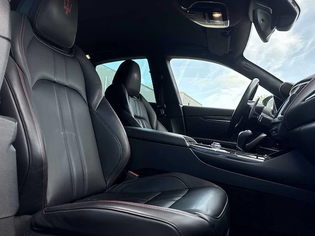 Maserati levante 3.0 v6 d awd granlusso | k-720-vj - afbeelding 22 van  44
