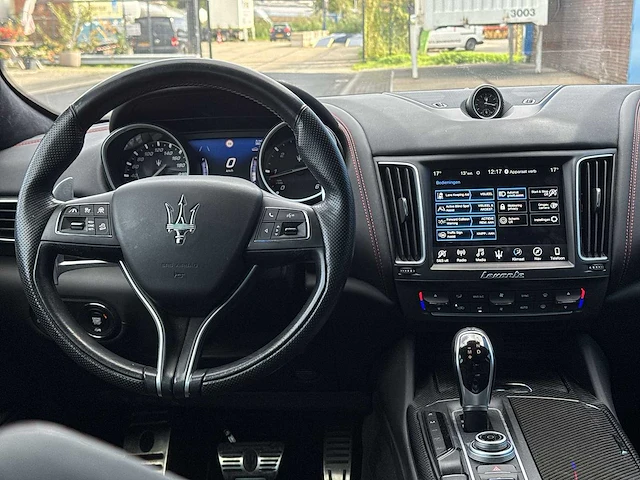 Maserati levante 3.0 v6 d awd granlusso | k-720-vj - afbeelding 34 van  44