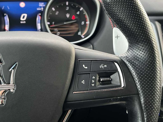 Maserati levante 3.0 v6 d awd granlusso | k-720-vj - afbeelding 11 van  36