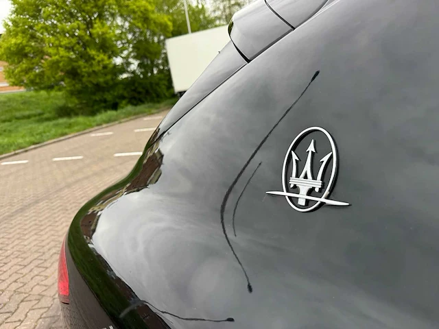 Maserati levante 3.0 v6 d awd *, kh-906-l - afbeelding 11 van  38