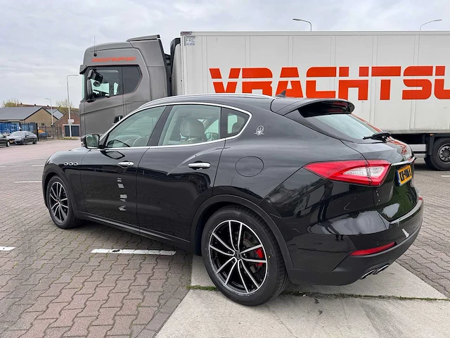 Maserati levante 3.0 v6 d awd *, kh-906-l - afbeelding 20 van  38