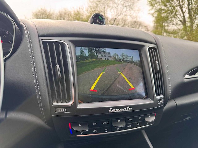Maserati levante 3.0 v6 s awd granlusso automaat,* s-578-hh - afbeelding 1 van  8