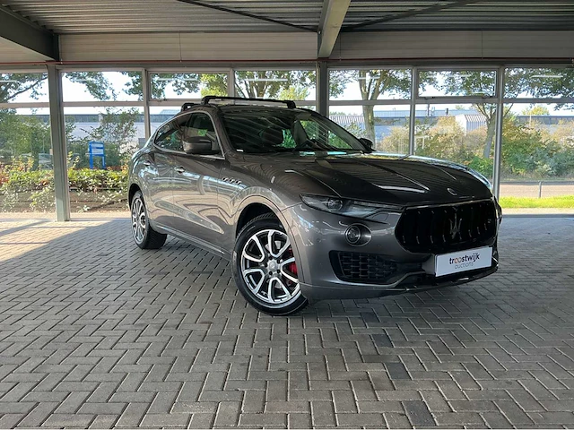 Maserati levante | 3.0 v6 twin-turbo | 350 pk | 2017 | premium package | skyhook luchtvering | panoramadak | q4 | marge auto - afbeelding 1 van  39
