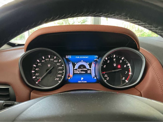 Maserati levante | 3.0 v6 twin-turbo | 350 pk | 2017 | premium package | skyhook luchtvering | panoramadak | q4 | marge auto - afbeelding 9 van  39
