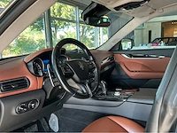 Maserati levante | 3.0 v6 twin-turbo | 350 pk | 2017 | premium package | skyhook luchtvering | panoramadak | q4 | marge auto - afbeelding 29 van  39