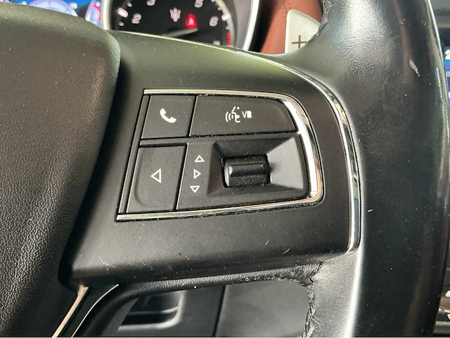 Maserati levante | 3.0 v6 twin-turbo | 350 pk | 2017 | premium package | skyhook luchtvering | panoramadak | q4 | marge auto - afbeelding 34 van  39